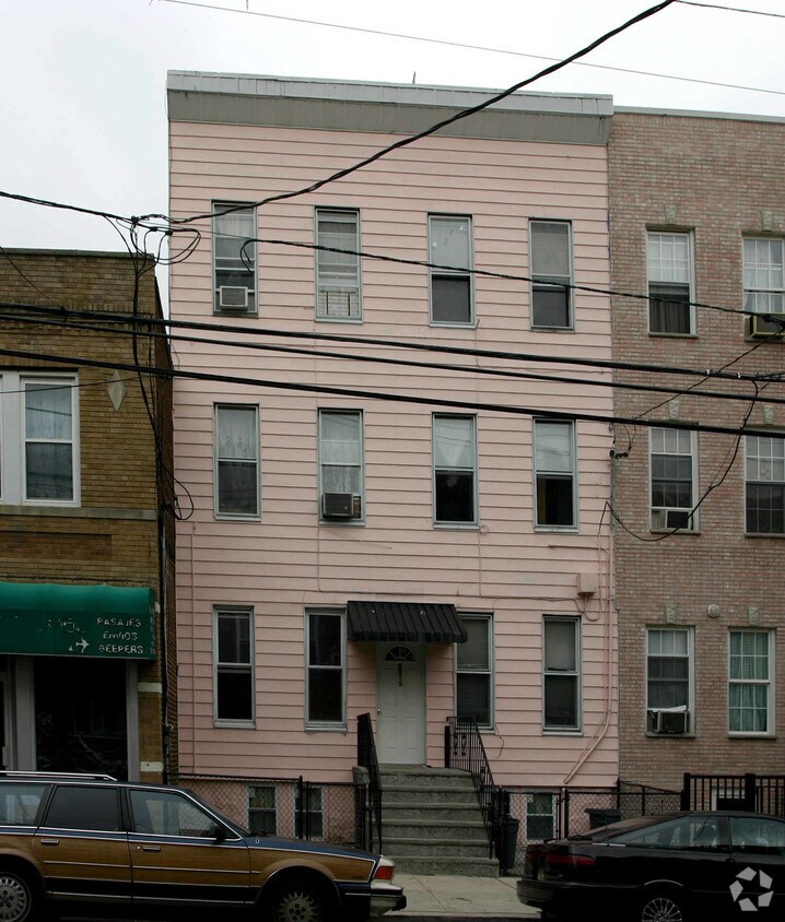 Foto del edificio - 2515 Central Ave