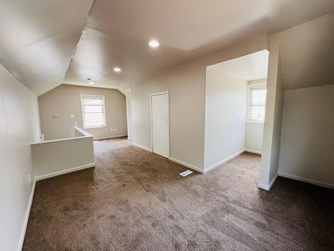 Building Photo - 7754 Faust Ave