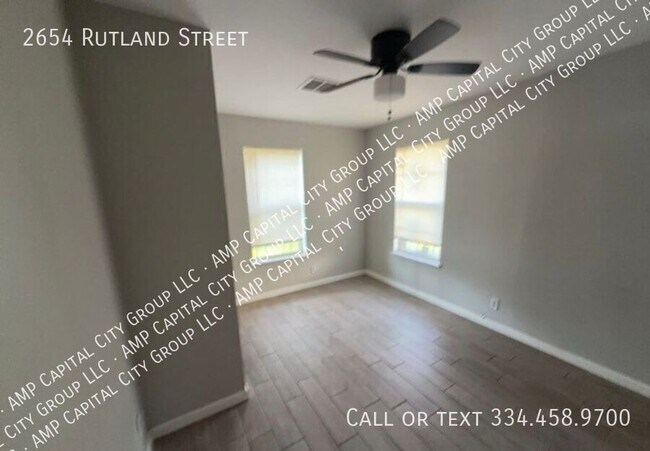 Foto del edificio - 2654 Rutland St