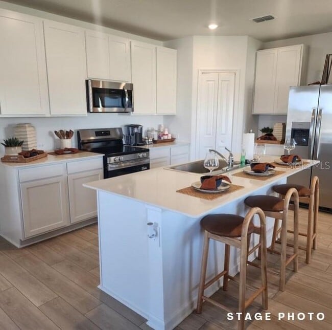 Building Photo - 6432 DOMIZIO Dr