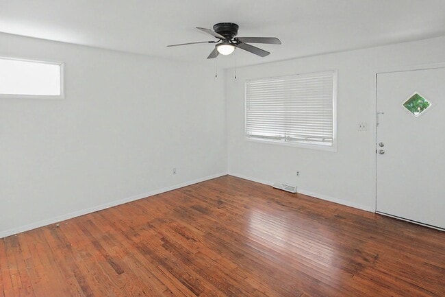 Building Photo - Updated 3-Bedroom Ranch with Modern Finishes & Timeless Charm