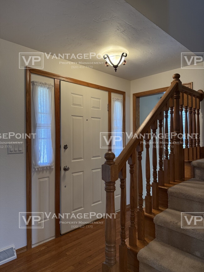 Building Photo - 2125 Elvira Way