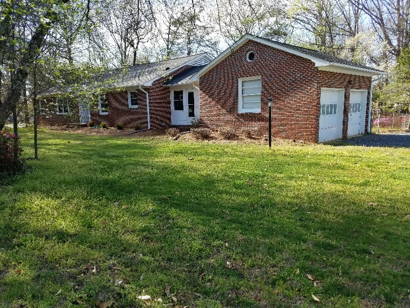 Primary Photo - 4427 Kernersville Rd