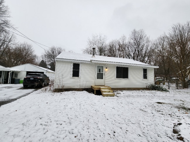 Building Photo - 11314 N Jennings Rd