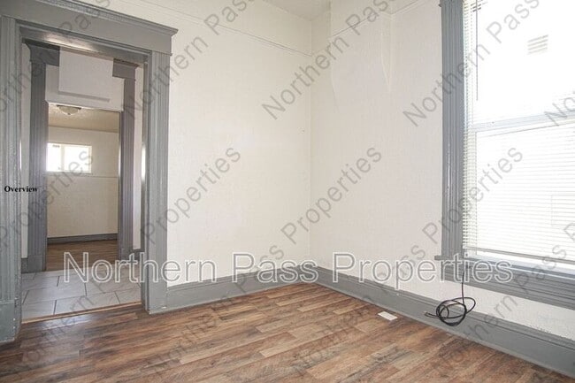 Foto del edificio - 2111 Portland Ave