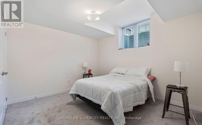 Photo du bâtiment - 124 Durham Ave