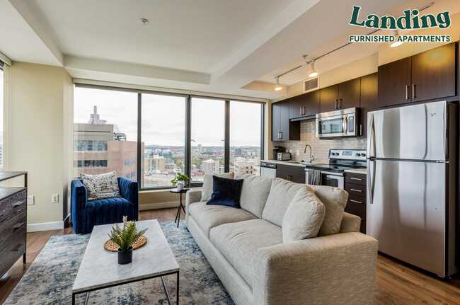 Building Photo - 2403 Lake Brandt Pl