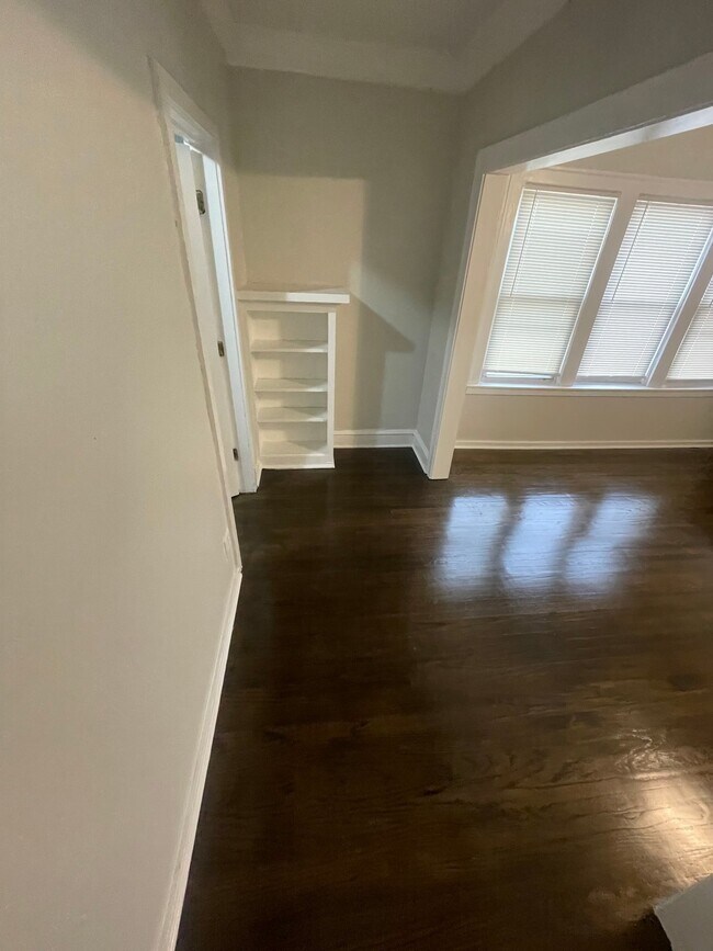 Photo - 2419 W 60th St Apartment