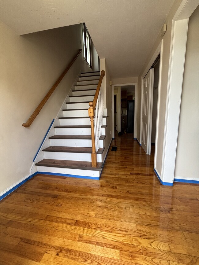 Foto del edificio - 118 Montclair Ave