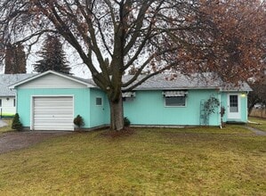 Building Photo - 14 Terry Rd