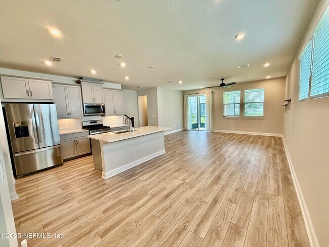 Foto del edificio - 14164 Backbarrier Rd