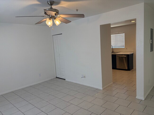 Foto del edificio - 7549 N 21st Ave
