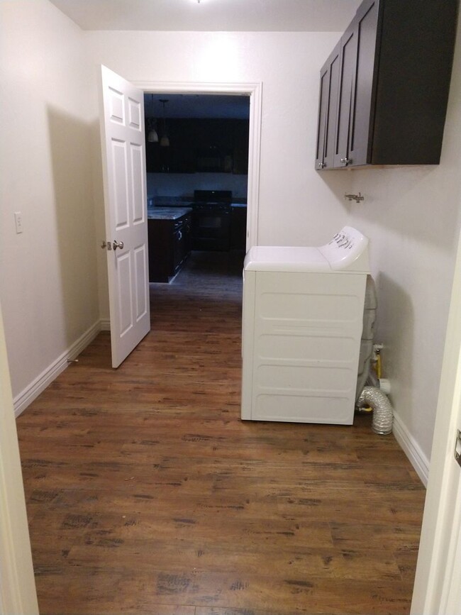 Building Photo - Cozy Home in the Heart of Show Low