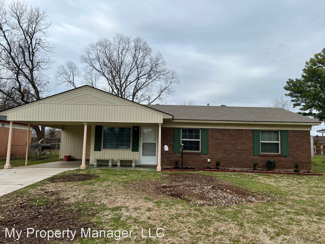 Primary Photo - 3 br, 1.5 bath House - 3109 Oliver Street