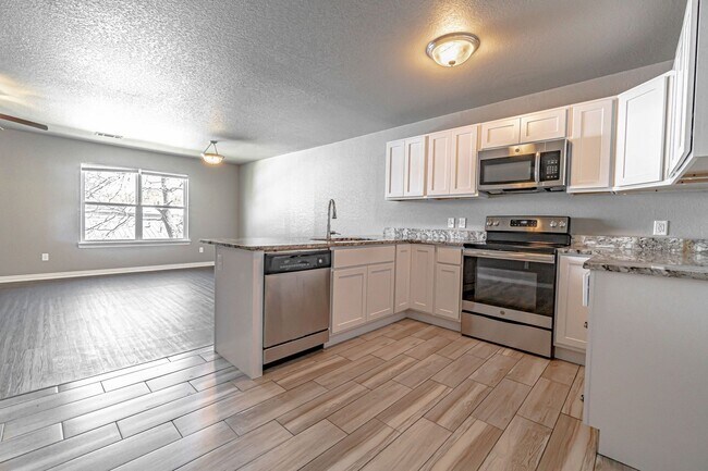Foto del edificio - 109 2nd Ave SW