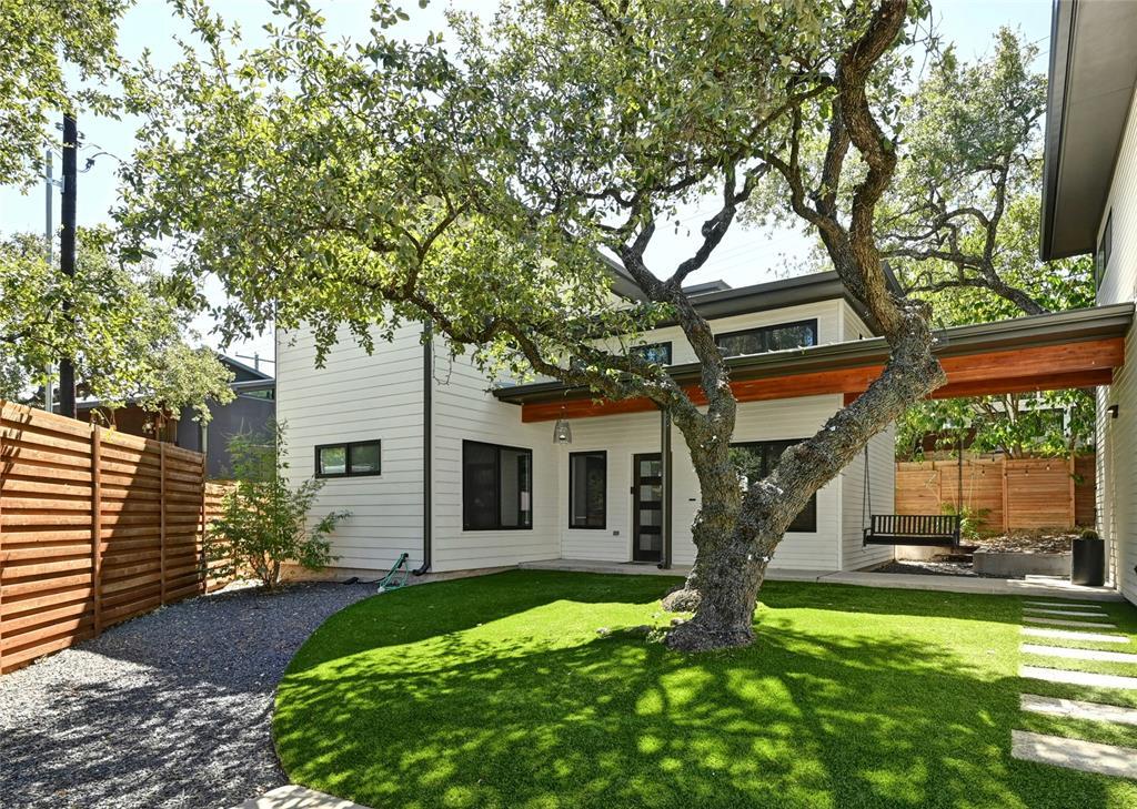 Foto principal - 407 S Park Dr