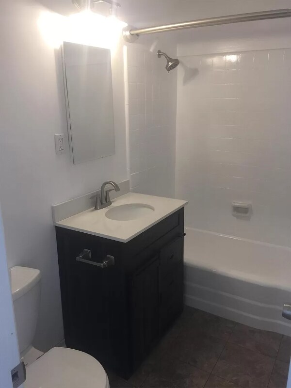 341 Concord St Unit D, El Segundo, CA 90245 Room for Rent in El