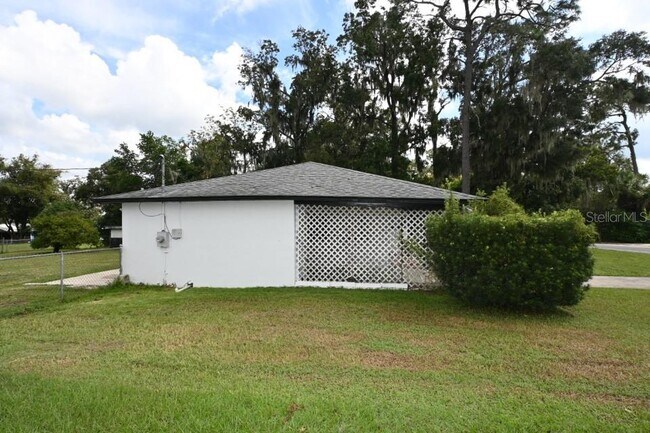 Foto del edificio - 37017 Meridian Ave