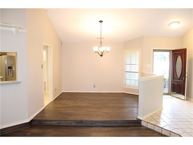 Building Photo - 1409 Autumn Chase Square