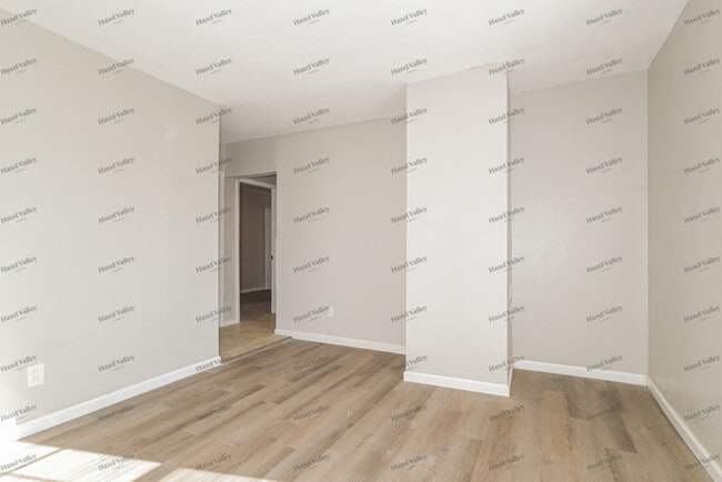 Foto del edificio - 3124 Wismer Ave