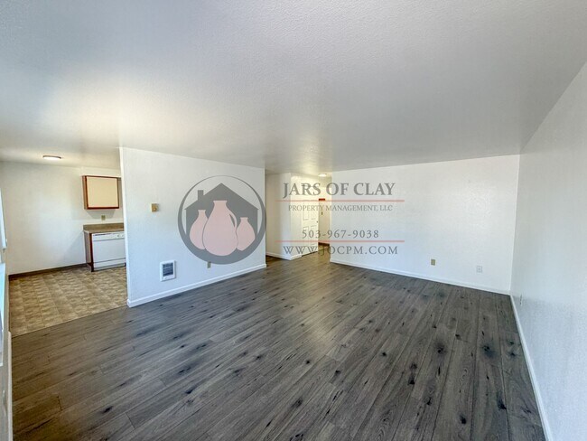 Foto del edificio - 3921 Partridge Ln NE