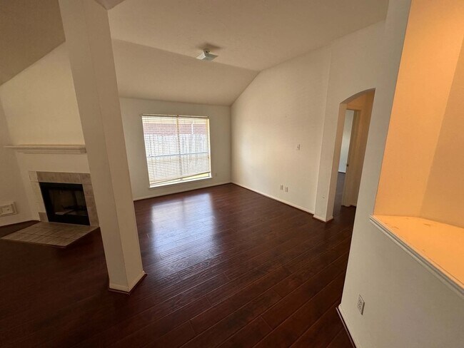 Building Photo - 23706 Cansfield Way