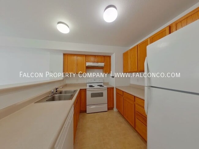 Building Photo - 5614 Appalachian View