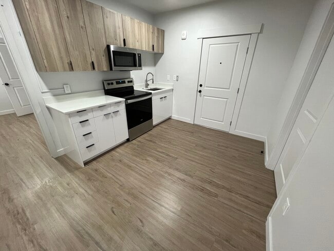 Photo - 404 E 5600 S Apartment