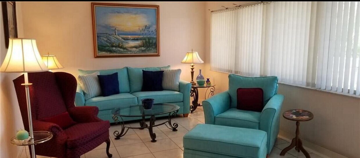 Foto principal - 2151 NE 42nd Ct