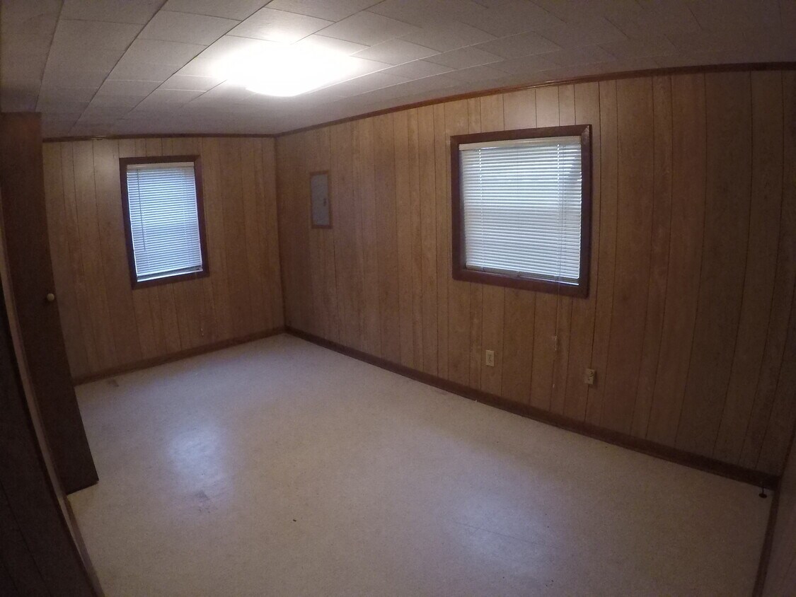 front bedroom - 5011 Mire Hwy