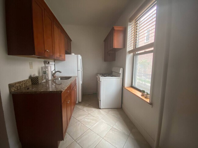 Foto del edificio - 8302 6th Ave
