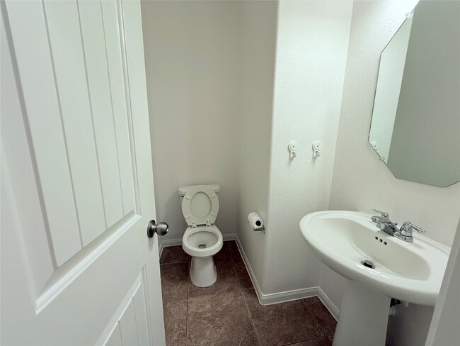 Building Photo - 30515 Woodson Trace Dr