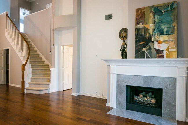 Building Photo - 3941 Cobblestone Ct