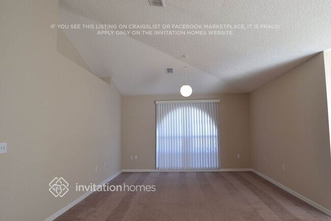 Foto del edificio - 4024 Half Moon Cir