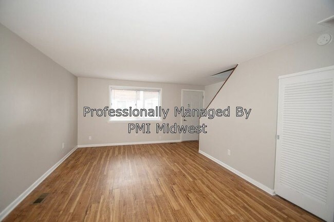 Building Photo - 335 1st Ave NW
