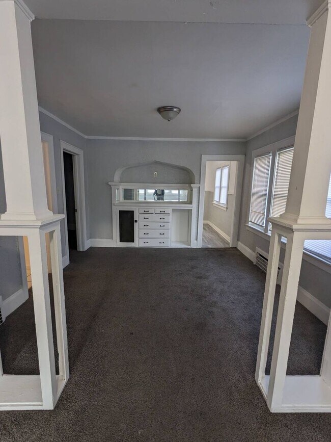 Foto del edificio - 2466 N 52nd St