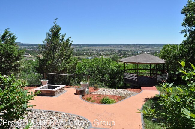 Building Photo - 4 br, 2 bath House - 3440 Doolittle Rd.