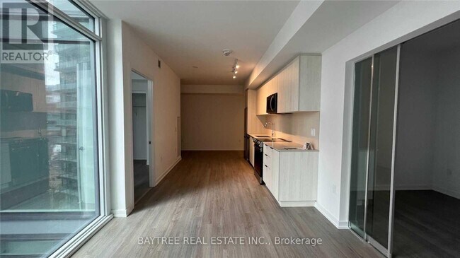 Building Photo - 50 Power St