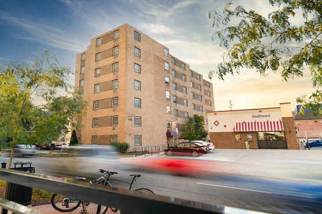 Building Photo - College Park by Allen & Pugh