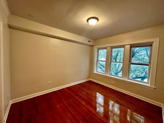 Foto del edificio - 2 bedroom in Chicago IL 60651
