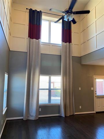 Foto del edificio - 6632 Rutherford Rd