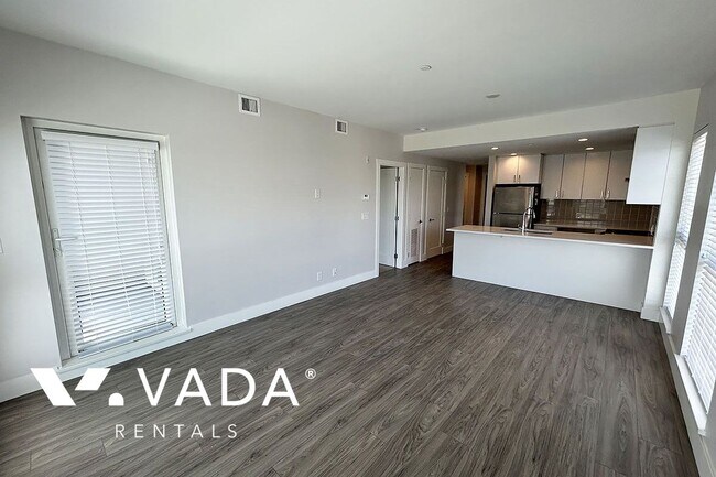 Photo du bâtiment - ERA 1 Bedroom Apartment For Rent 416-22265...