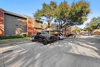 Building Photo - 3621 W Northgate Dr