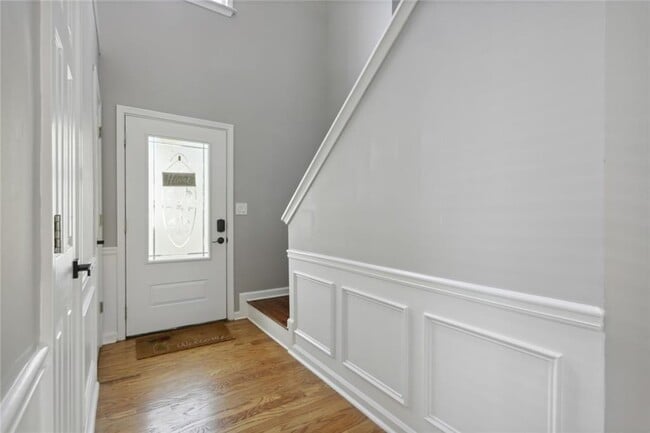 Building Photo - 1328 Glenover Way