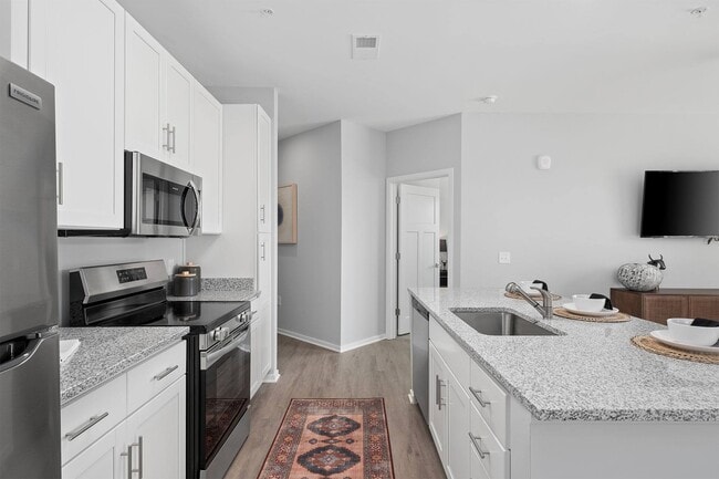 Building Photo - Shoreline Flats Apartments