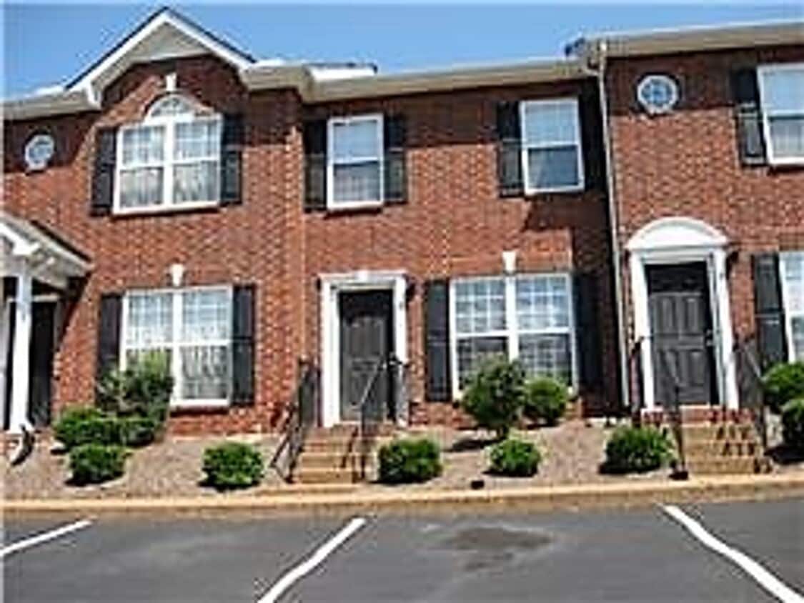 Primary Photo - Stewarts Landing Neighborhood, Easy access...