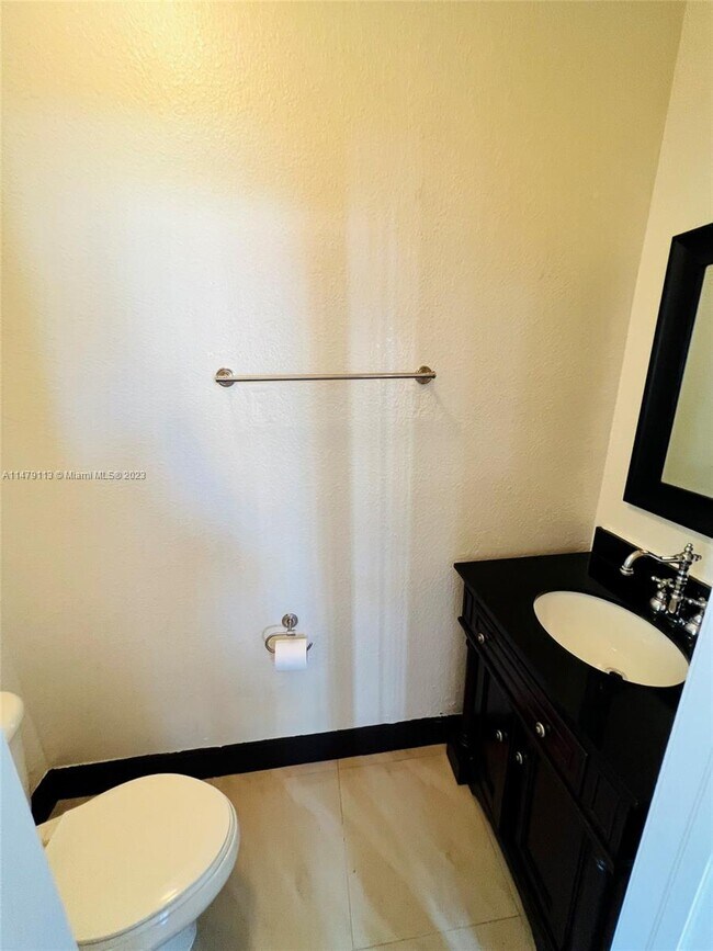 Foto del edificio - 24048 SW 108th Ave