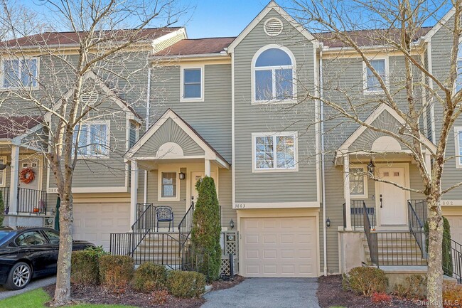 Building Photo - 3803 Victoria Dr