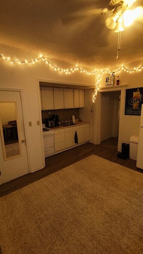 Foto del edificio - 3317 Juliet St