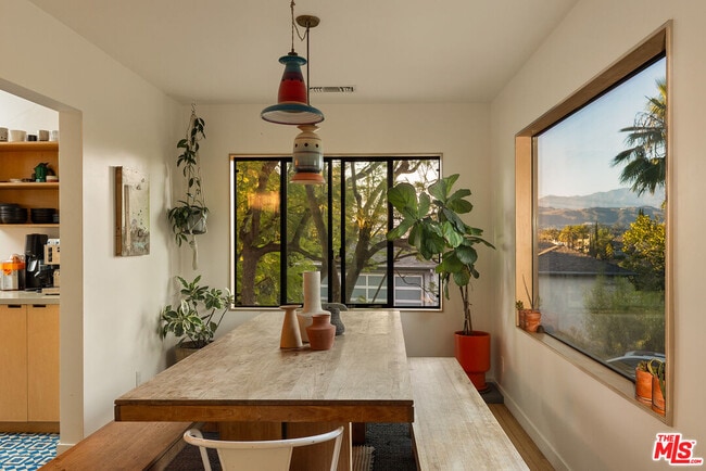Building Photo - 3435 Verdugo Vista Terrace
